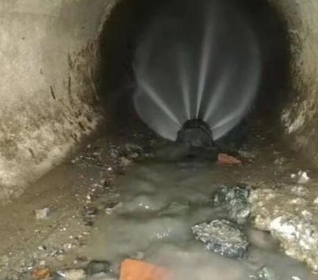 米易市政管道清淤